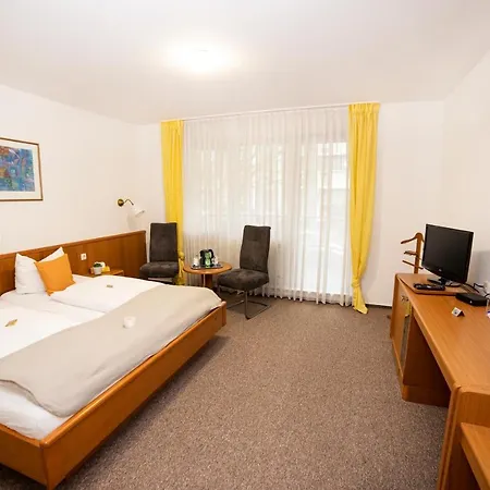 Am Schlosspark 酒店 埃森