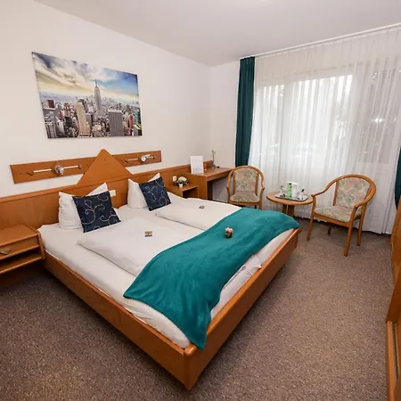 Am Schlosspark Szálloda 3*