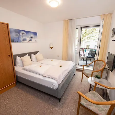 Hotel Am Schlosspark 3*
