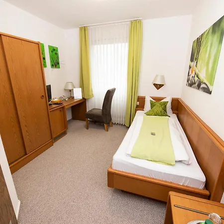 Hotel Am Schlosspark 3*