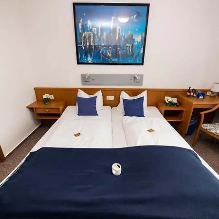 Am Schlosspark Hotel 3*