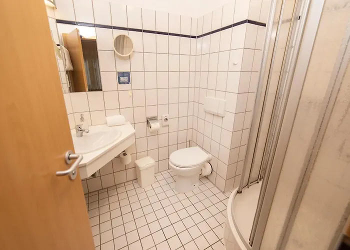 Otel Am Schlosspark 3*