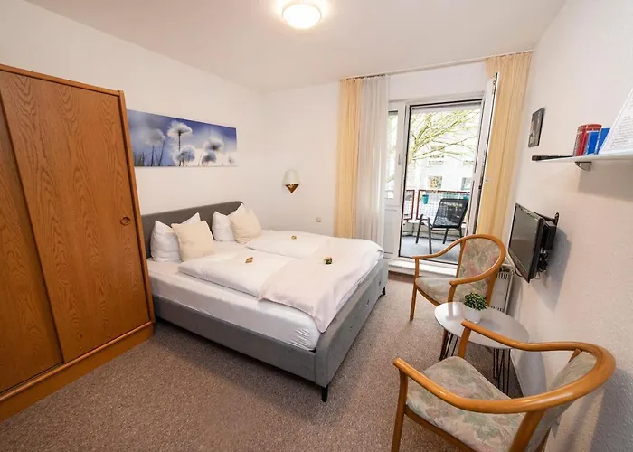 Otel Am Schlosspark 3*