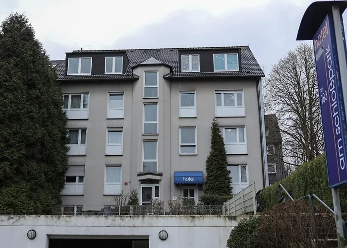 Am Schlosspark Hotel 3*