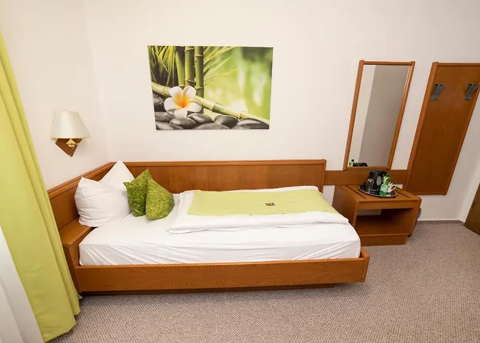 Am Schlosspark Otel Essen